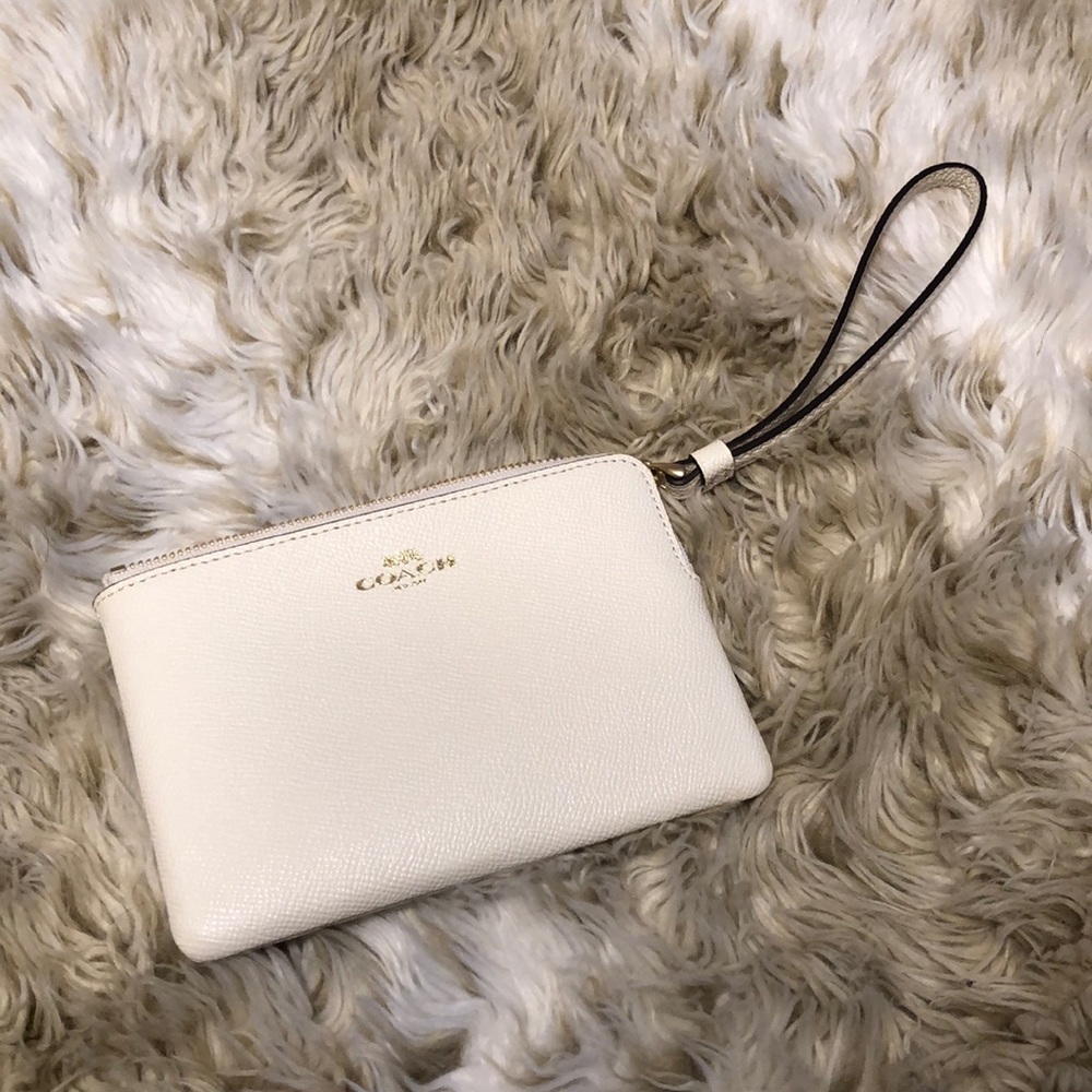 Off-White/Cream colored Coach Wrist Wallet